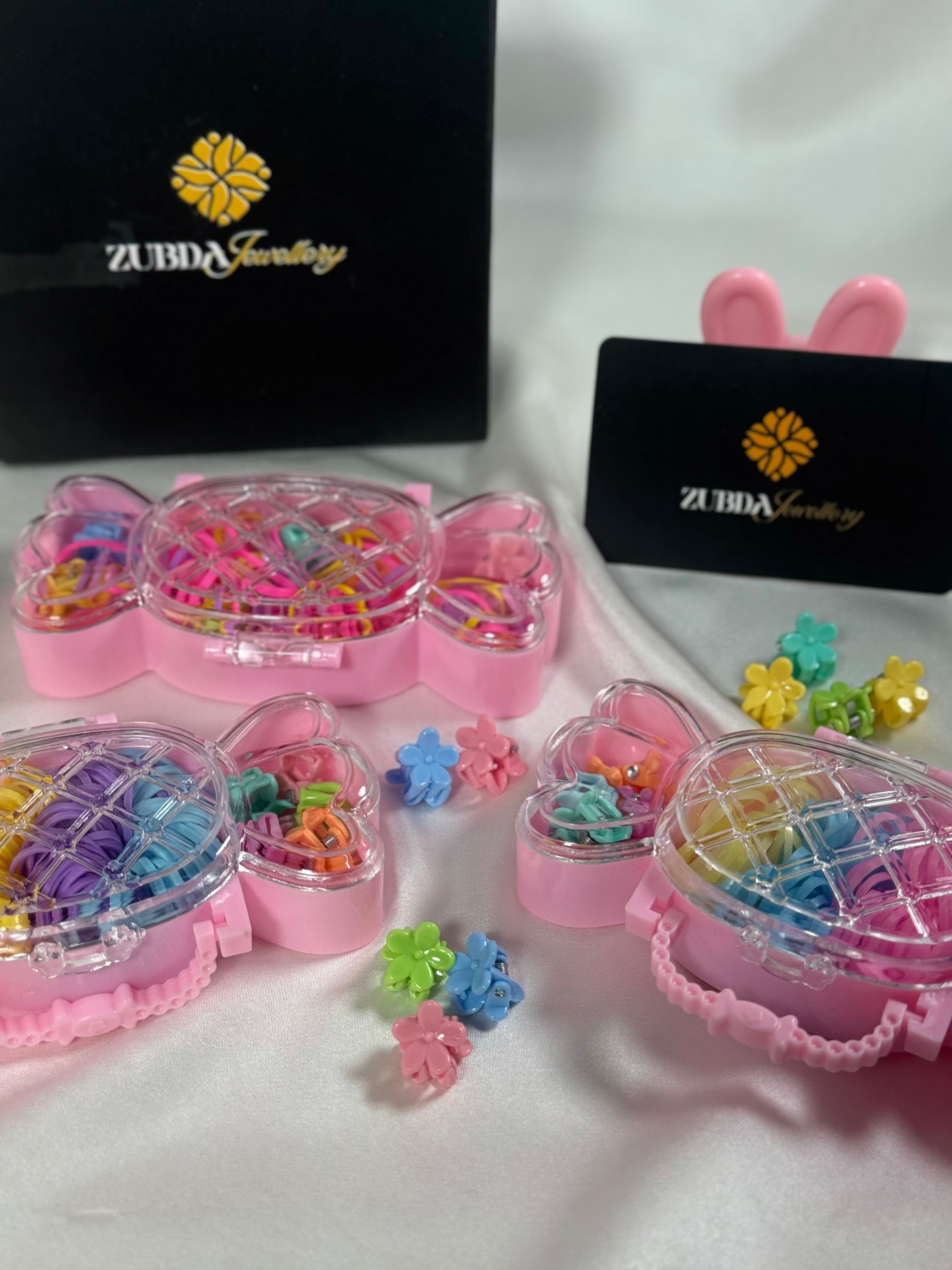 Cute Candy box contains rubber ponies and mini catcher for baby girls