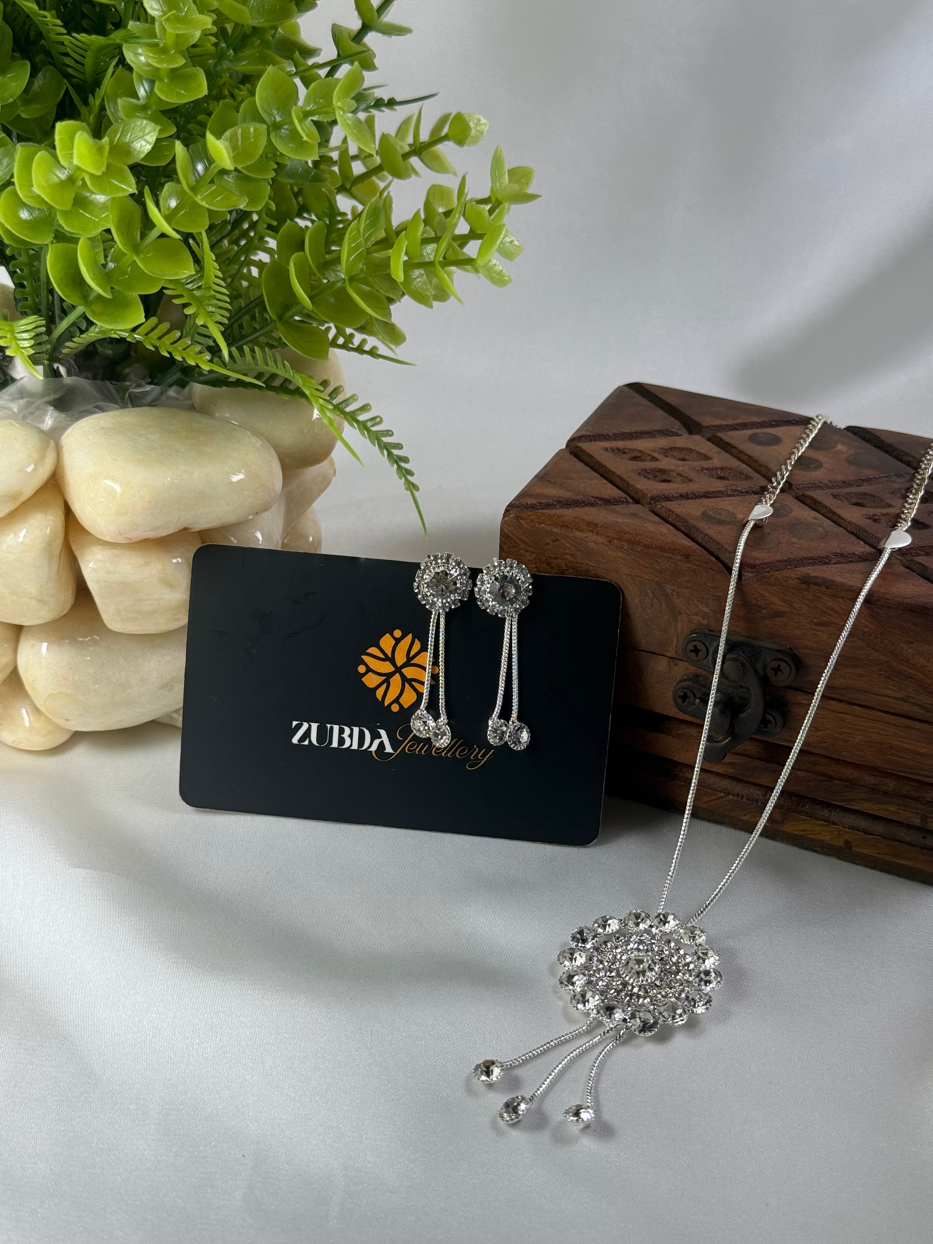 Glamorous design real stone necklace for girls/women