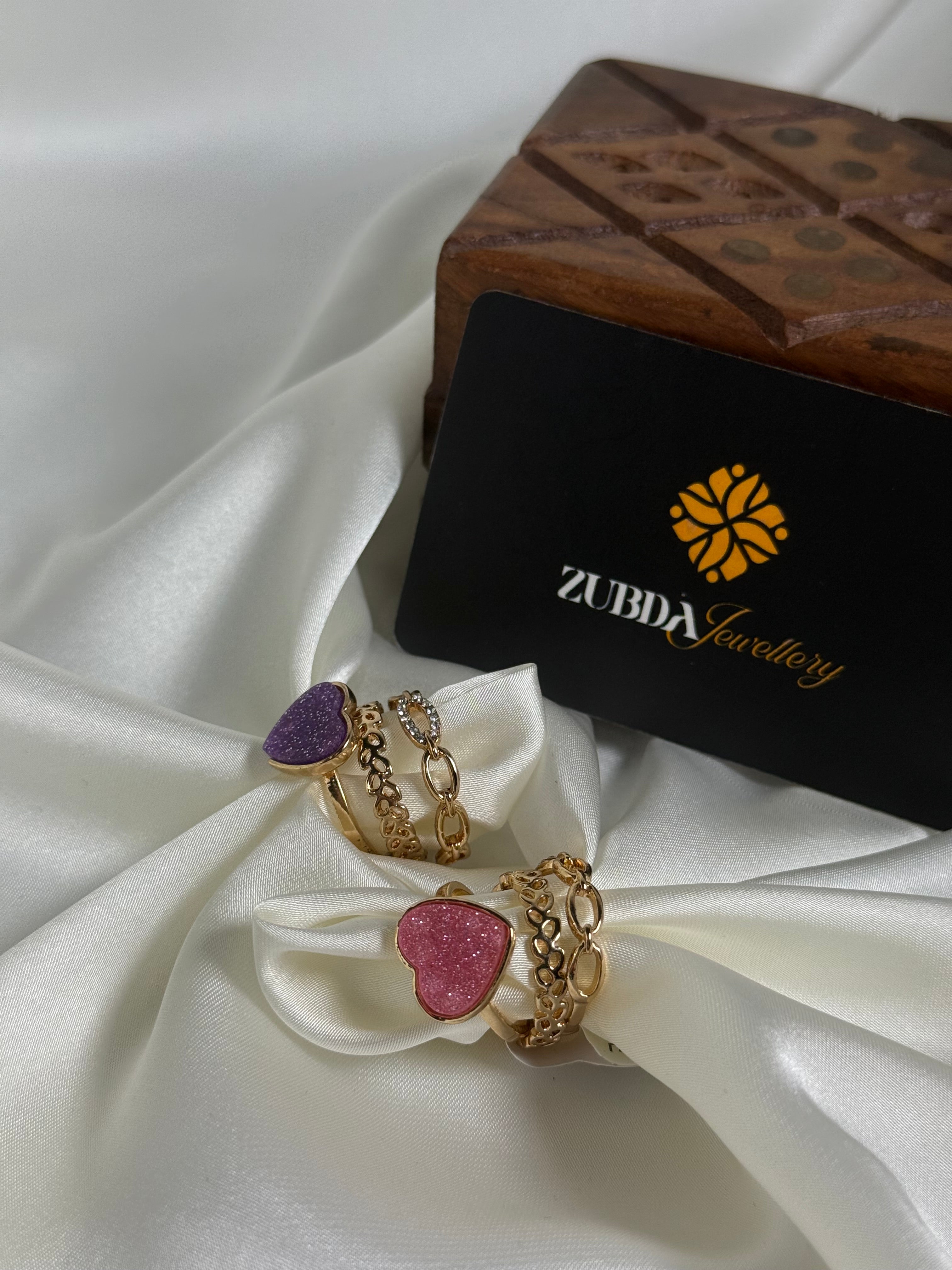 Morganite Heart blossom three rings set