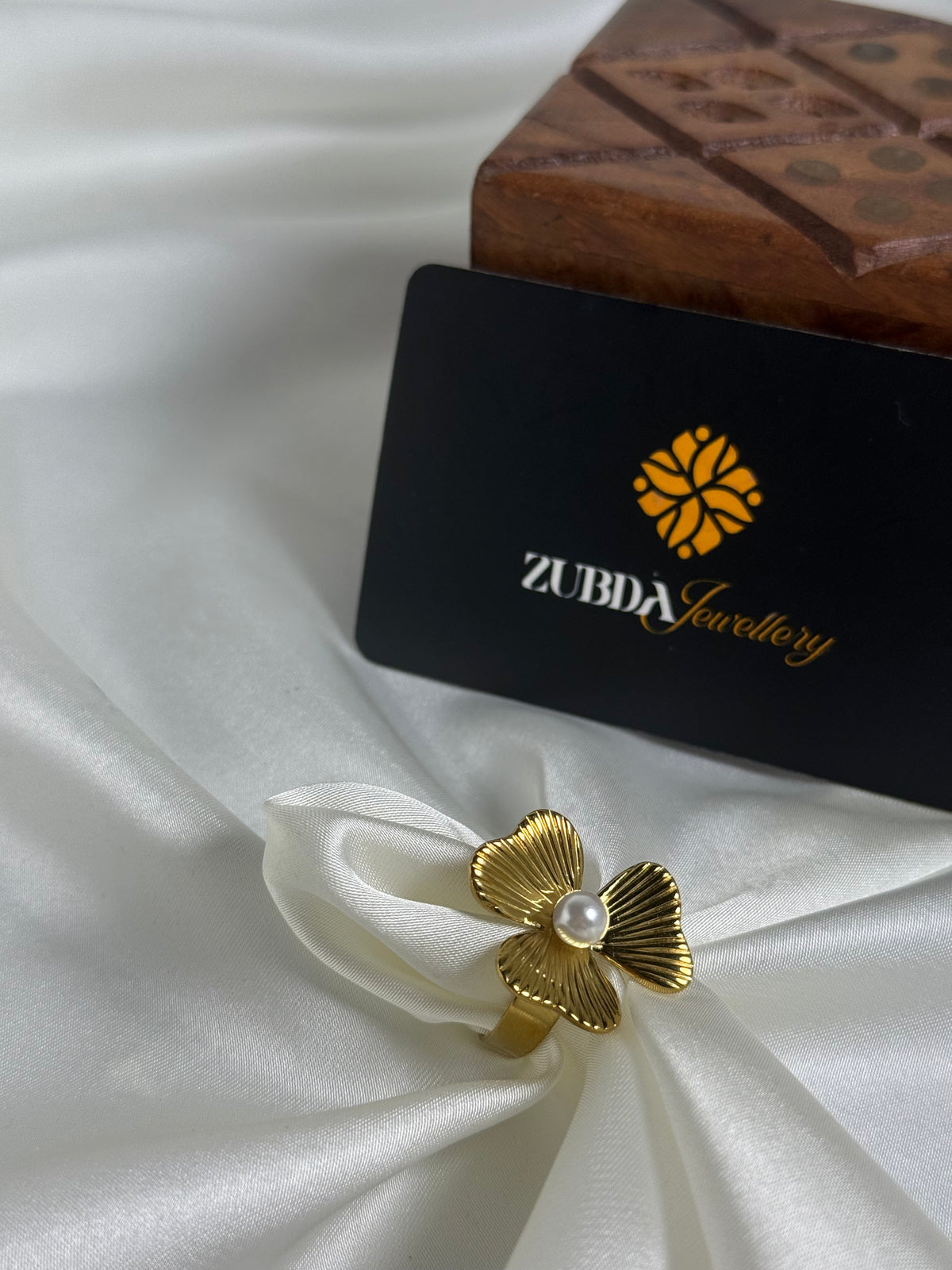 Sterling gold flower ring with white pearl