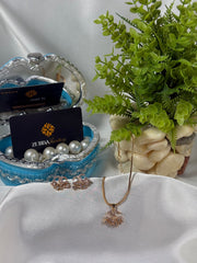 Charming design golden Necklace set for girls/women