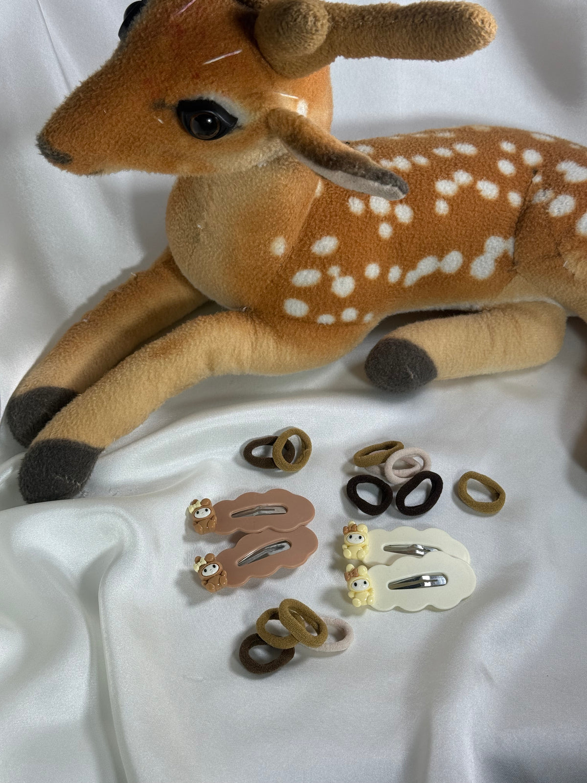 Cute 2 pairs of hair pins and ponies